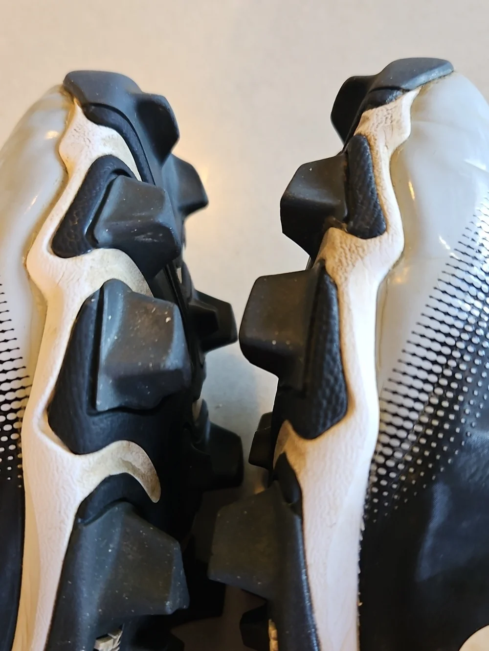 Nike Youth Black Baseball Cleats